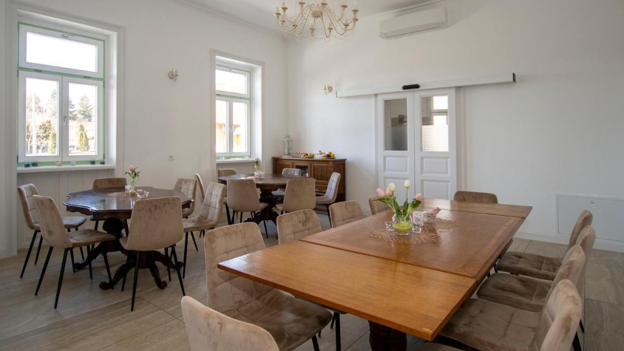 Bed and Breakfast Kira Panzio Lengyeltoti Екстер'єр фото